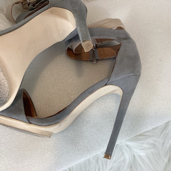 JUSTFAB DOUBLE ANKLE STRAP STILETTO POINT TOE HEELS GREY SZ 7.5 - Picture 8 of 10